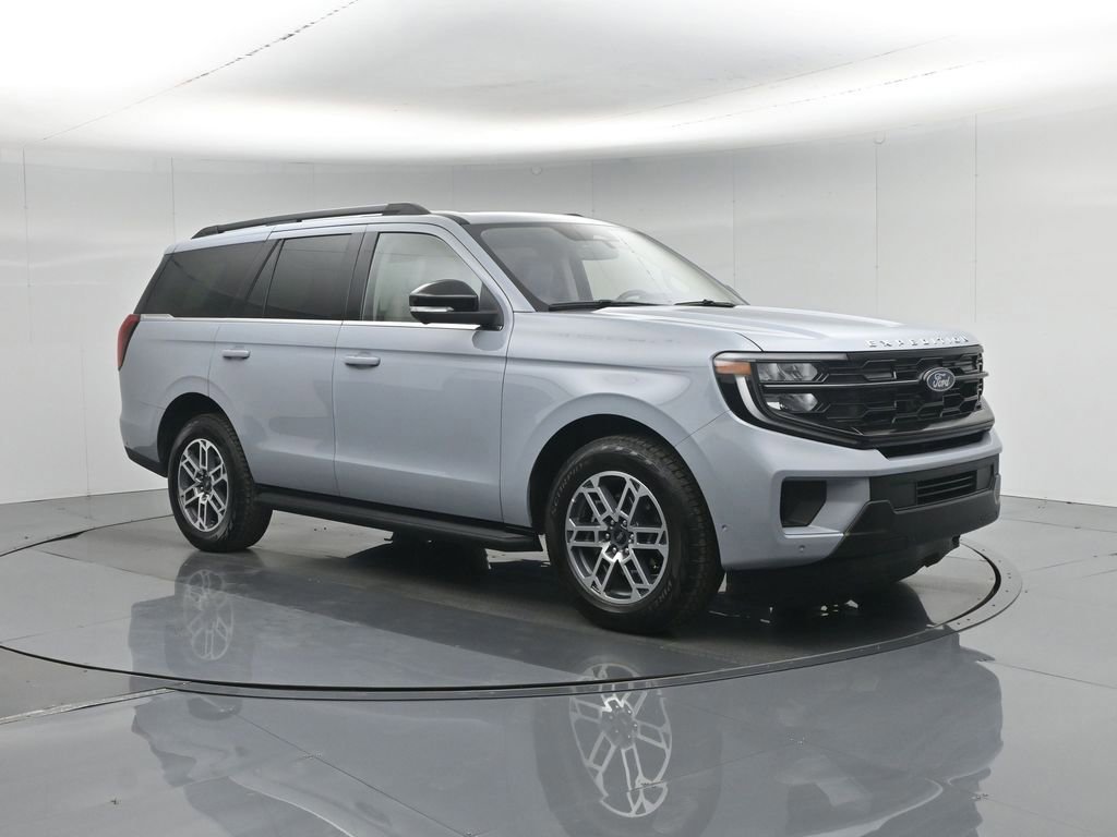 Certified 2025 Ford Expedition Active AWD/4WD video 2