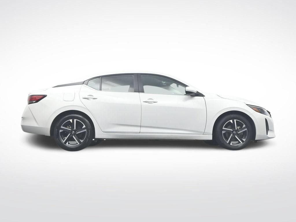 Used 2024 Nissan Sentra SV FWD image 39