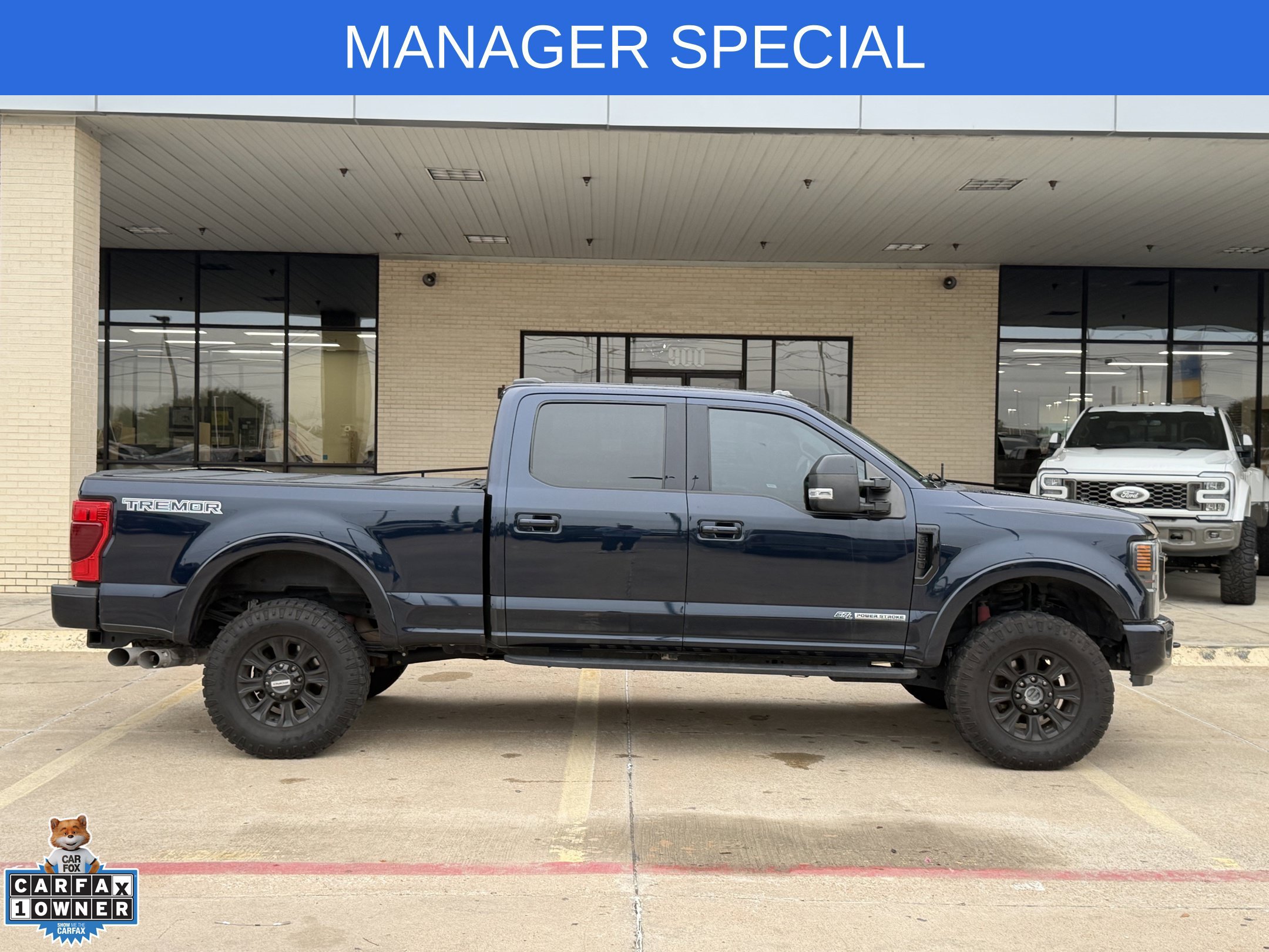 Certified 2022 Ford F250 Lariat w/ Tremor Off-Road Package AWD/4WD image 3