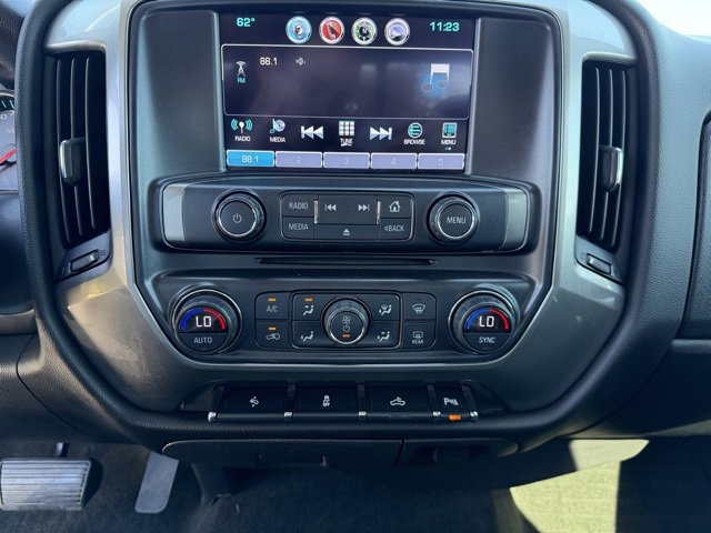 Used 2018 Chevrolet Silverado 1500 LT w/ Texas Edition image 18