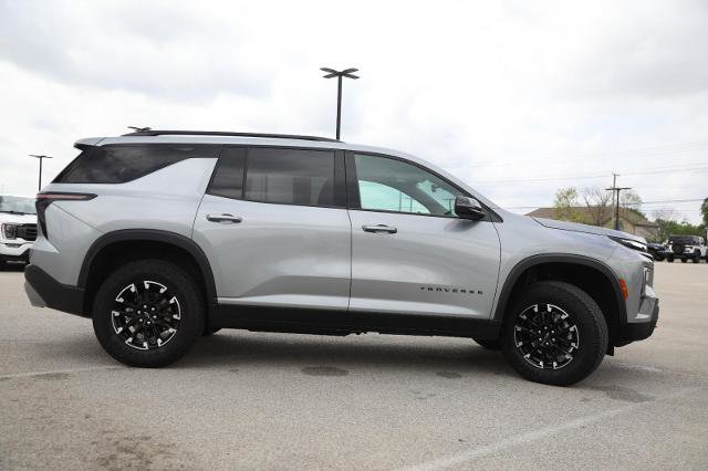 Used 2025 Chevrolet Traverse Z71 AWD/4WD image 8
