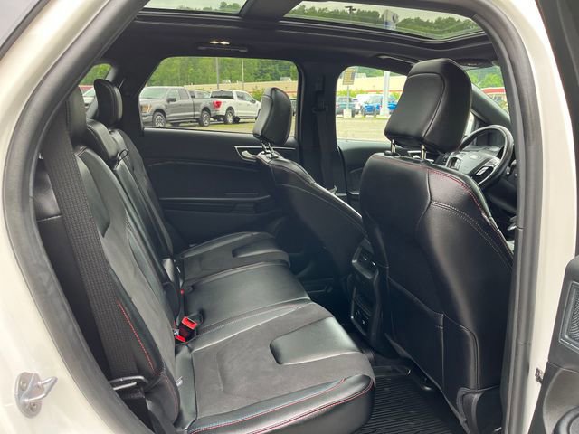 Certified 2024 Ford Edge ST w/ Equipment Group 401A image 15