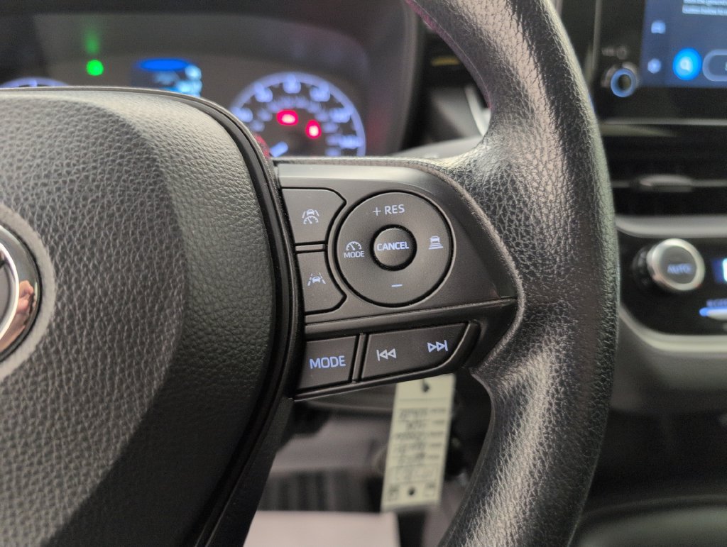 Used 2024 Toyota Corolla LE FWD image 35
