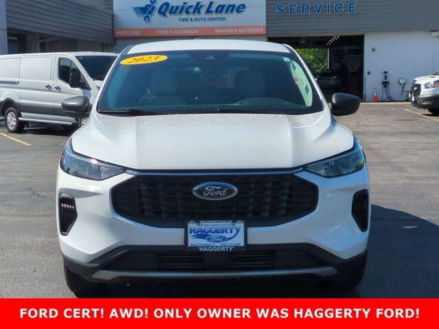 Certified 2023 Ford Escape Active AWD/4WD image 2