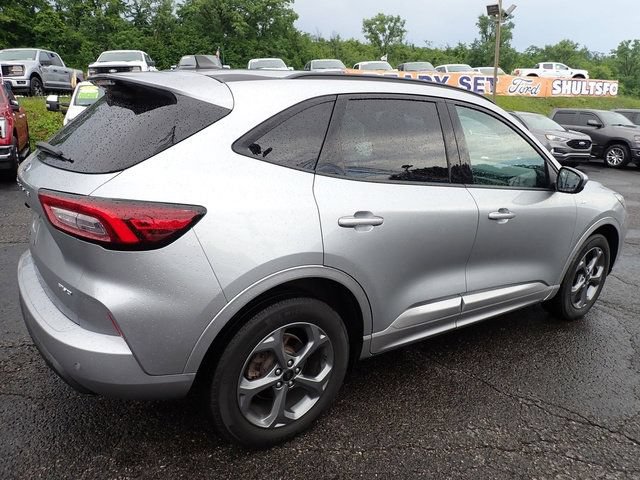 Certified 2023 Ford Escape ST-Line Select w/ Tech Pack #1 AWD/4WD image 6