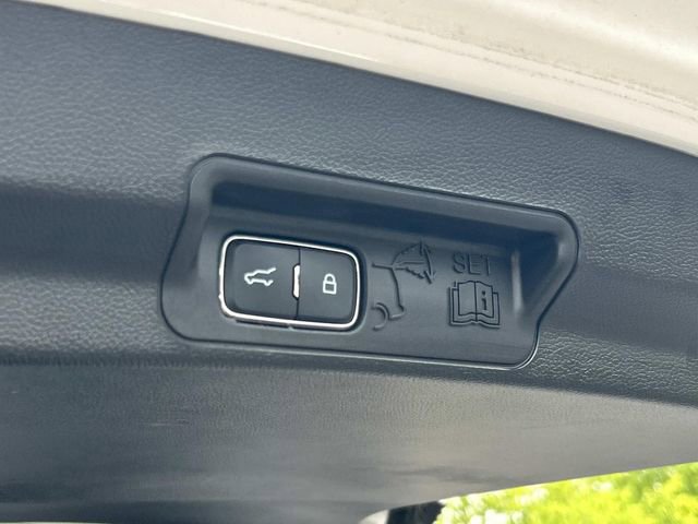 Certified 2025 Ford Explorer ST-Line AWD/4WD image 25