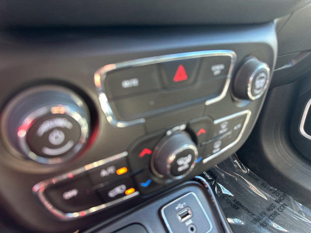 Used 2019 Jeep Compass Limited AWD/4WD image 50