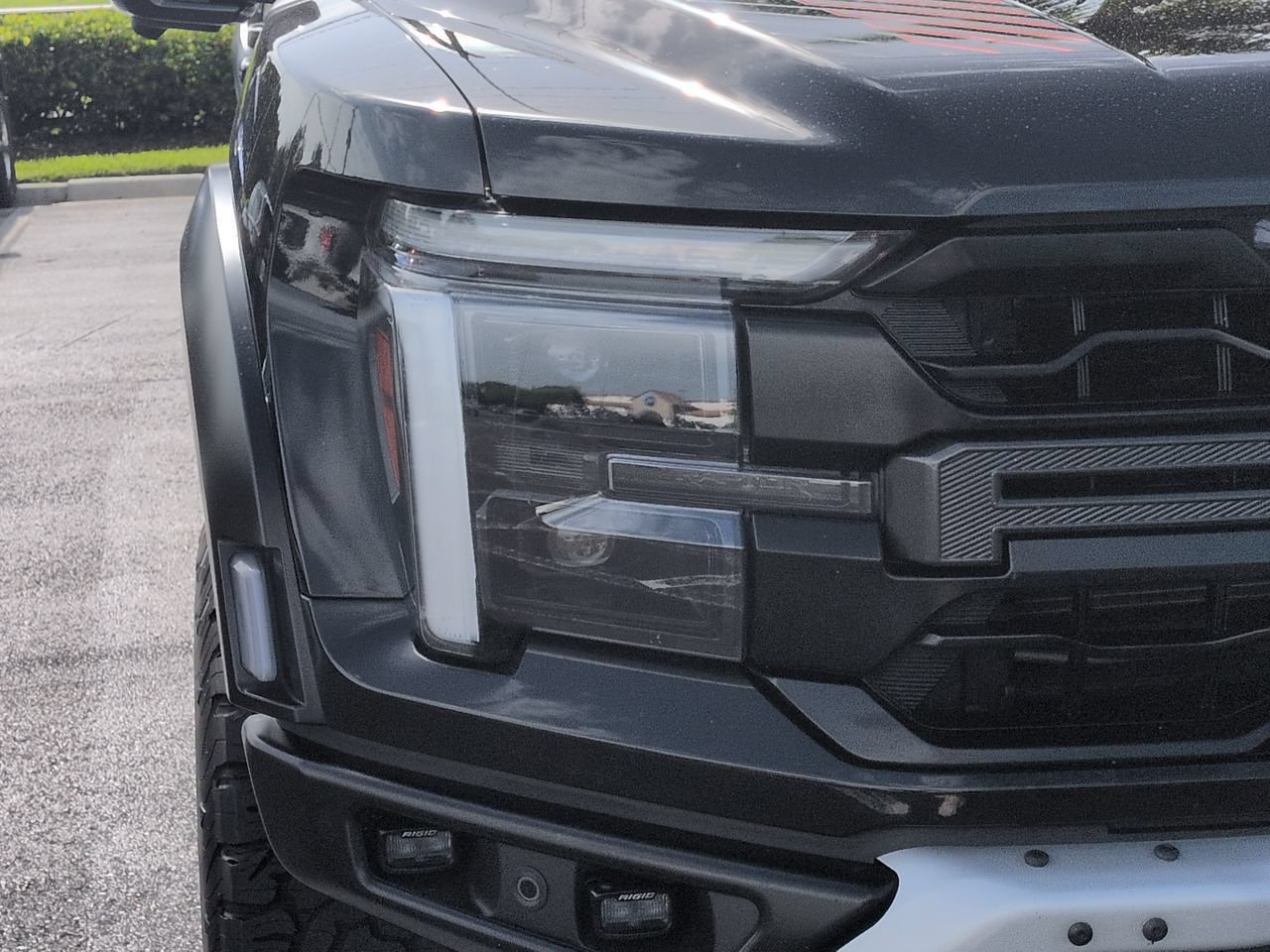 Certified 2025 Ford F150 Raptor AWD/4WD image 10