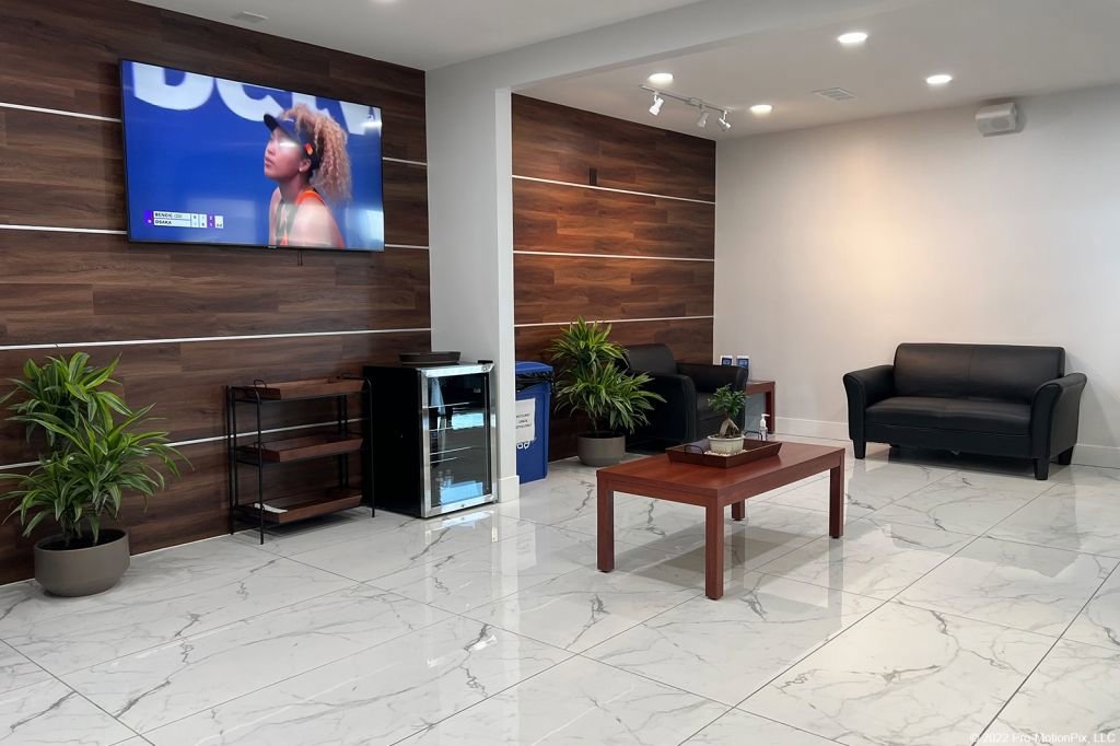 Used 2023 Toyota RAV4 XLE Premium image 36