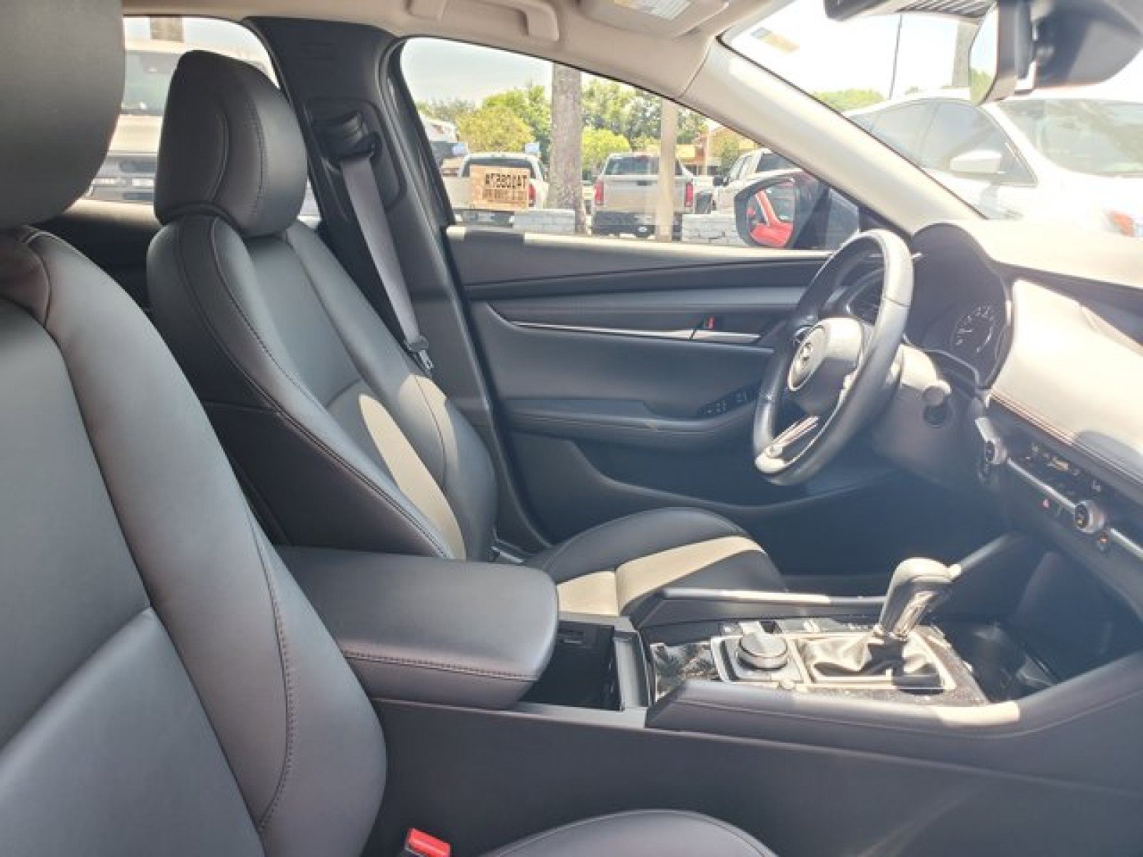 Used 2024 MAZDA MAZDA3 s FWD image 30