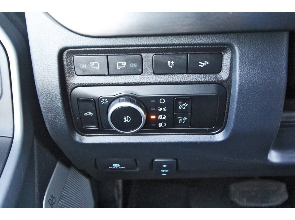 Certified 2024 Ford F350 Lariat w/ Lariat Ultimate Package AWD/4WD image 20