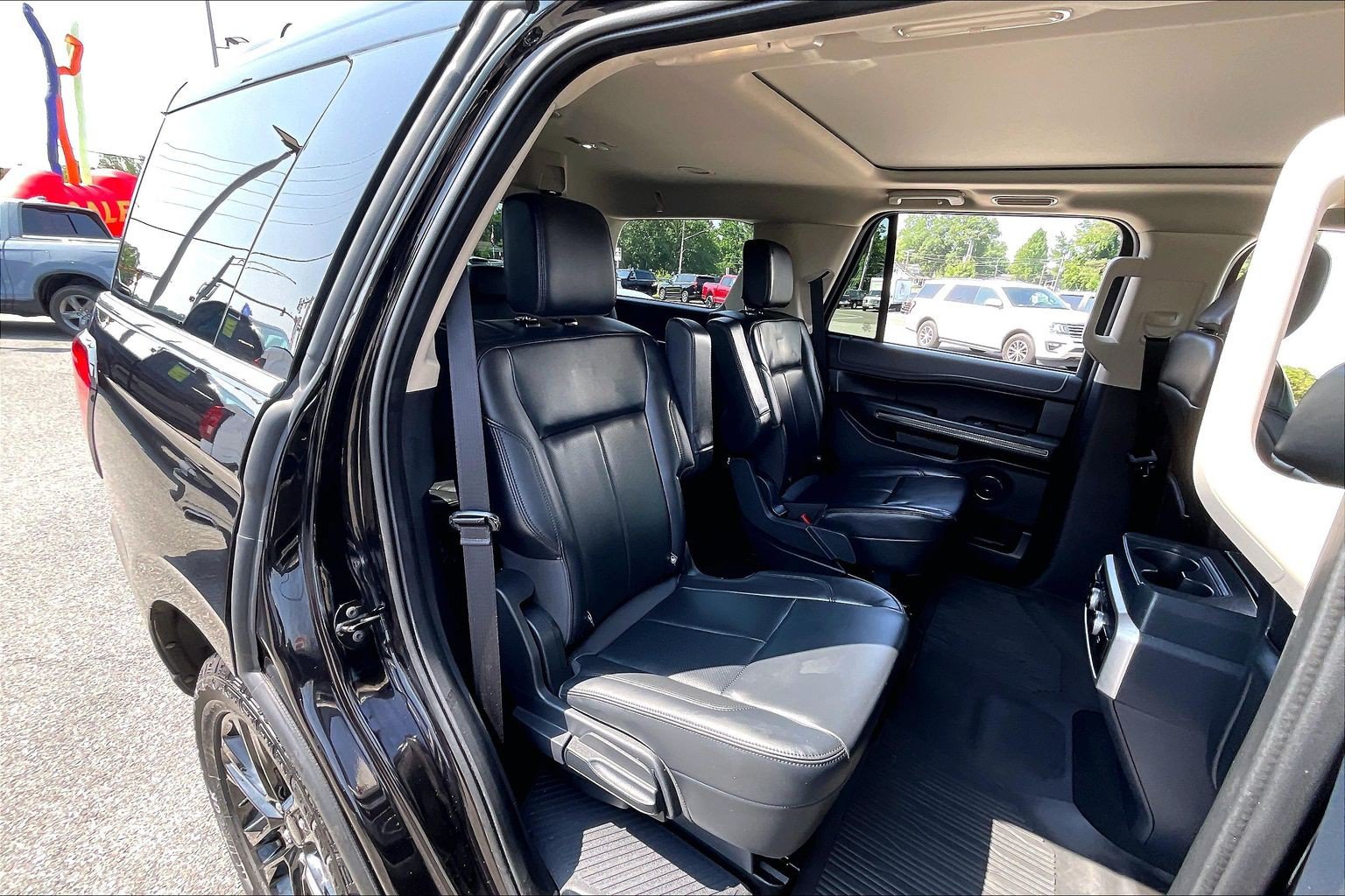 Certified 2024 Ford Expedition XLT AWD/4WD image 25
