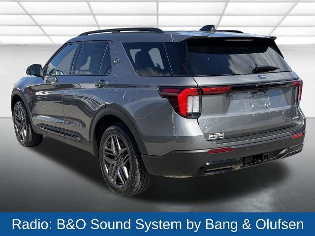 Certified 2025 Ford Explorer ST-Line w/ ST-Line Street Pack image 2