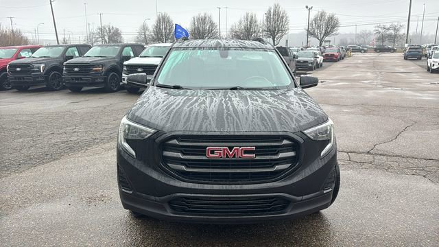 Used 2019 GMC Terrain SLE w/ Driver Convenience Package image 9