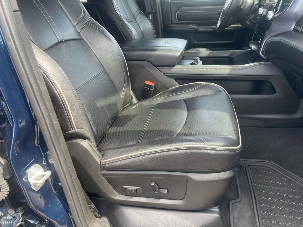 Used 2019 RAM 3500 Limited image 29