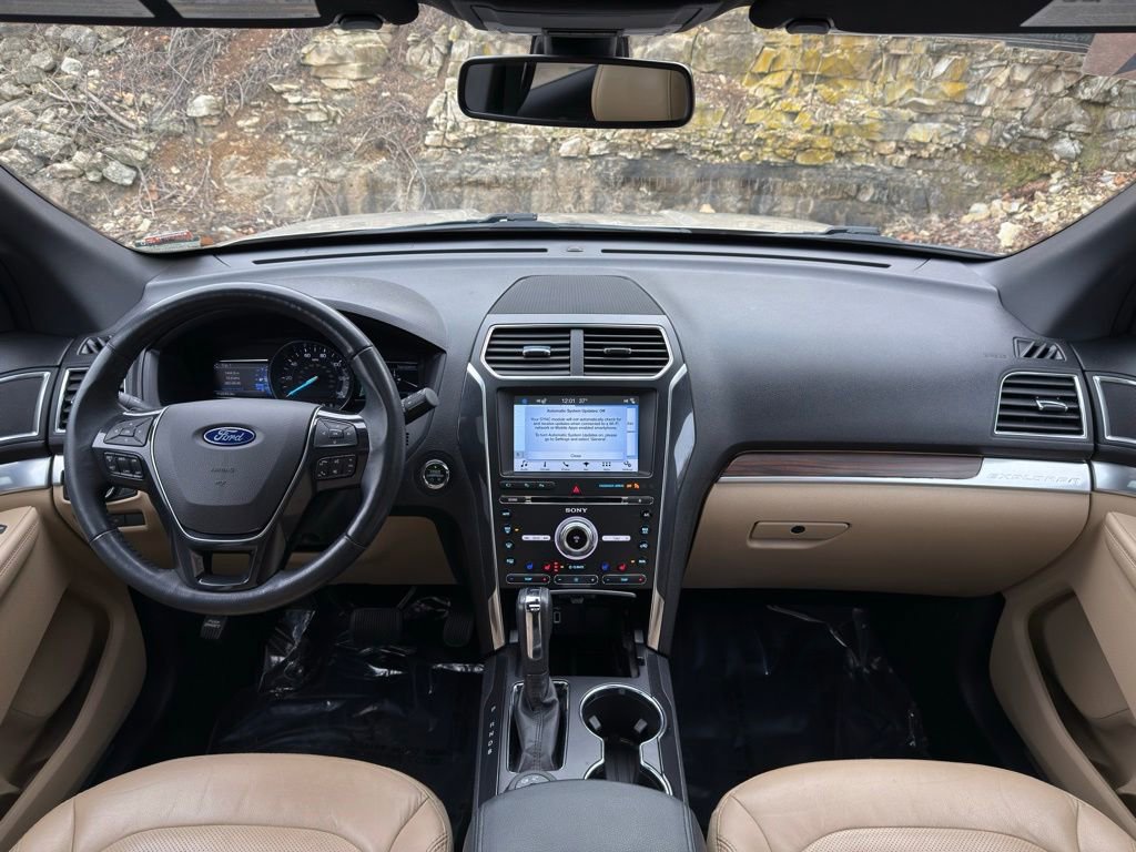 Certified 2017 Ford Explorer Limited w/ Equipment Group 301A image 17