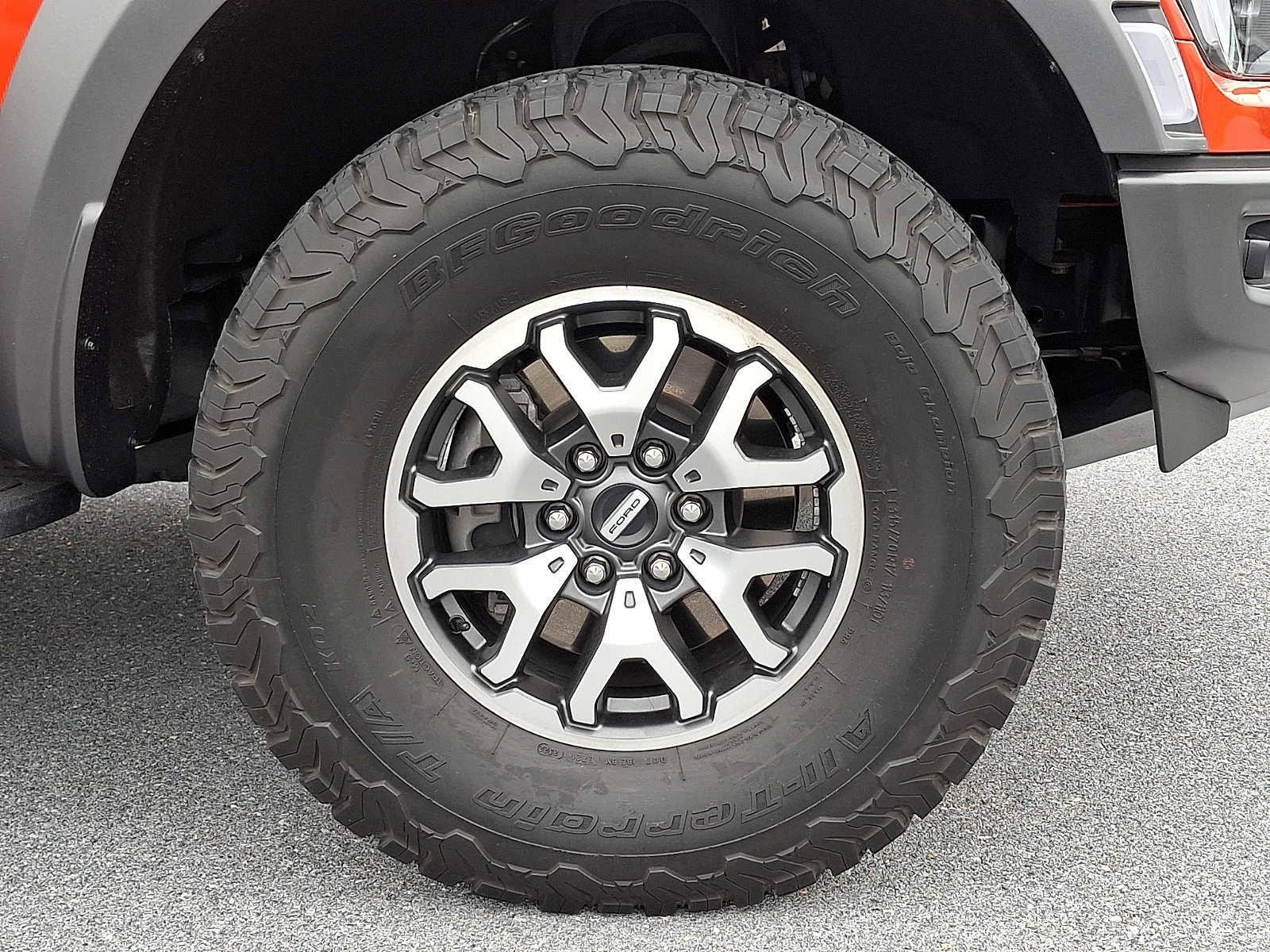 Certified 2022 Ford F150 Raptor w/ Equipment Group 801A High AWD/4WD image 8