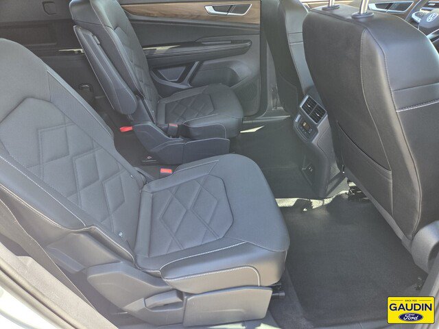 Used 2024 Volkswagen Atlas SE w/ Panoramic Sunroof Package FWD image 16