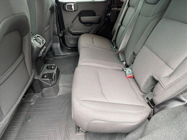 Used 2023 Jeep Wrangler Unlimited Sport AWD/4WD image 18