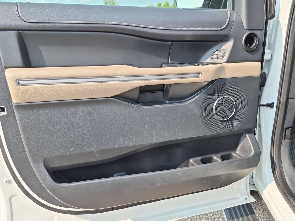 Certified 2022 Ford Expedition Max Limited AWD/4WD image 12
