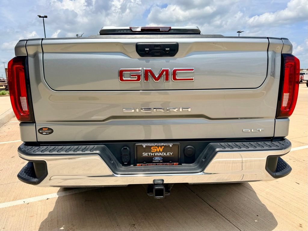 Used 2025 GMC Sierra 1500 SLT AWD/4WD image 5