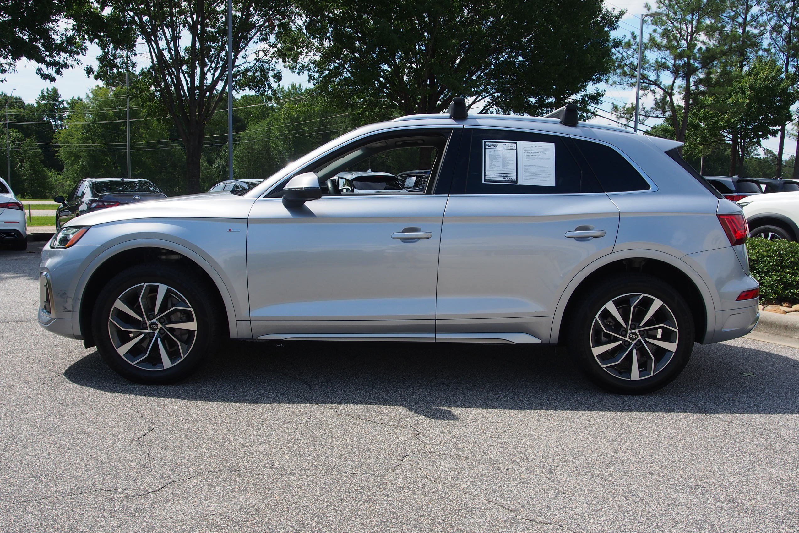 Used 2023 Audi Q5 2.0T Premium w/ Convenience Package AWD/4WD image 5