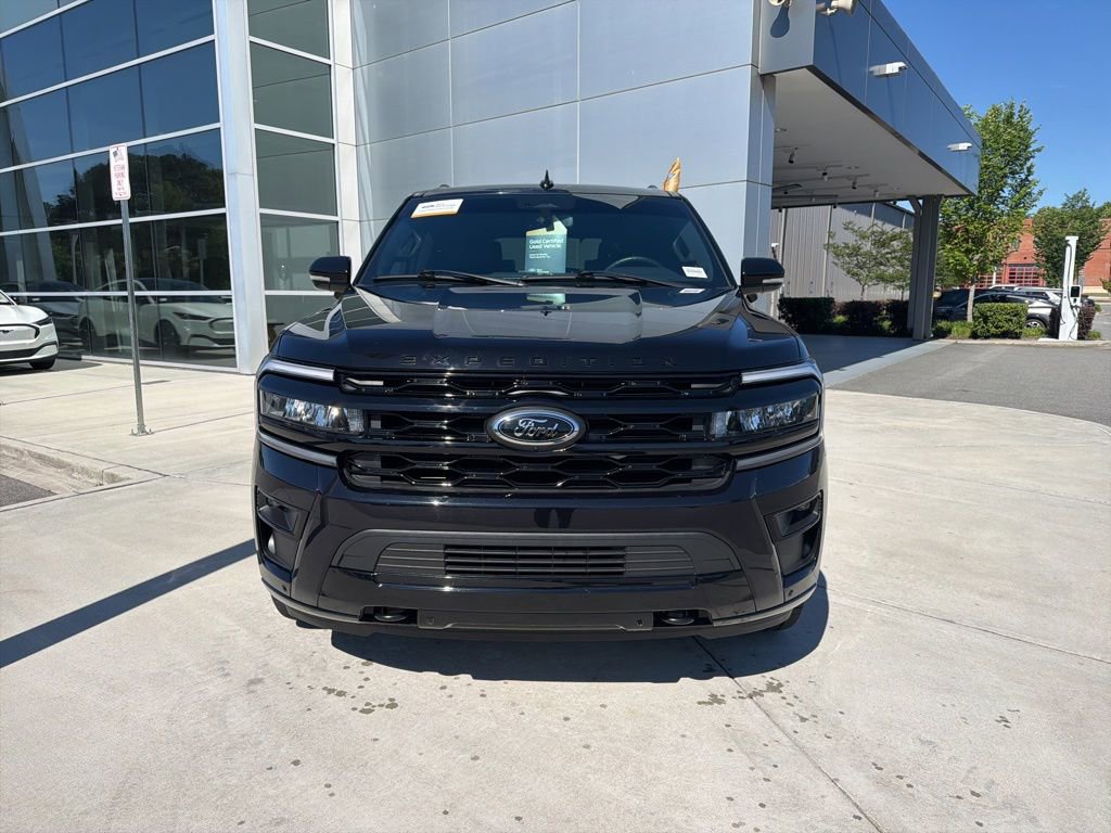 Certified 2023 Ford Expedition Limited AWD/4WD image 2