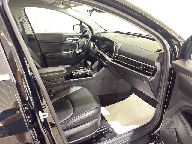 Used 2023 Kia Sportage EX FWD image 32