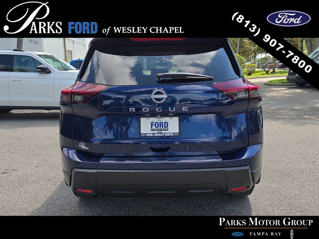 Used 2026 Nissan Rogue SV w/ Cold Weather Package FWD image 5