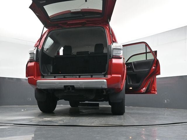 Used 2024 Toyota 4Runner TRD Off-Road Premium AWD/4WD image 39