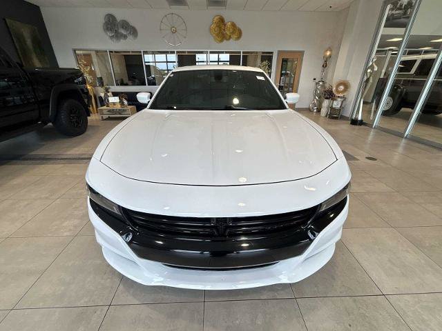 Used 2017 Dodge Charger R/T w/ Driver Convenience Group RWD image 8