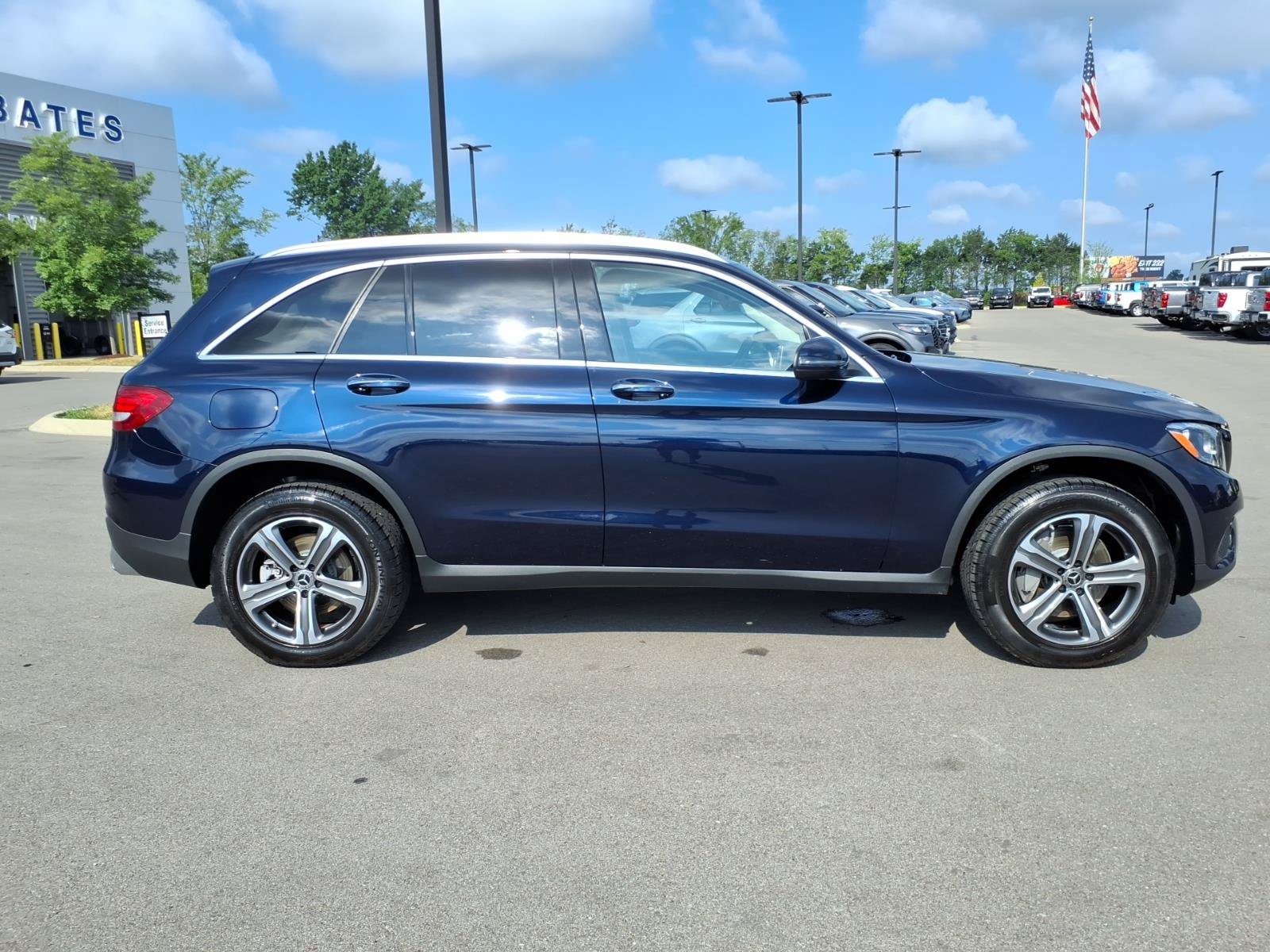 Used 2019 Mercedes-Benz GLC 300 image 2