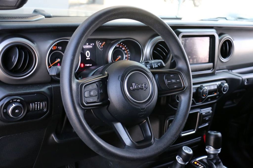 Used 2022 Jeep Wrangler Sport image 23