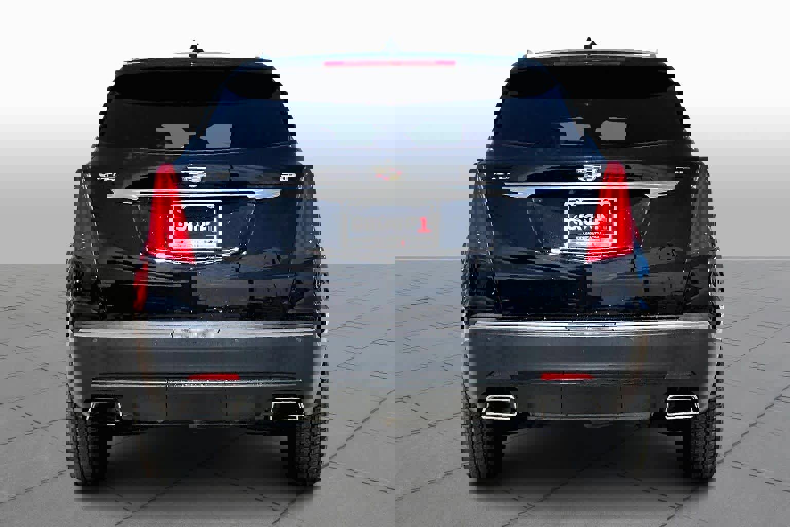 Used 2017 Cadillac XT5 Luxury w/ Driver Awareness Package image 5