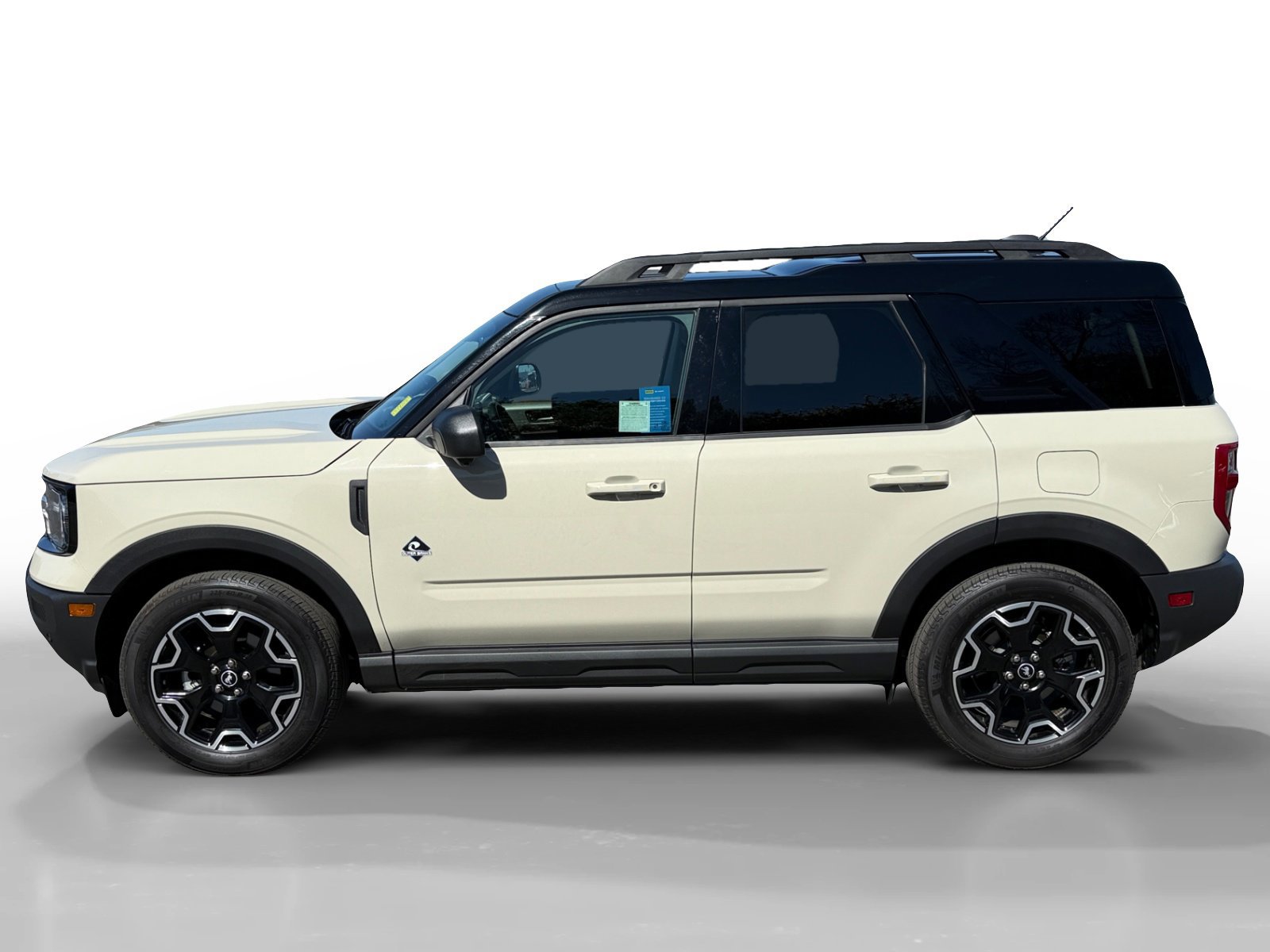 Certified 2025 Ford Bronco Sport Outer Banks w/ Outer Banks Tech Package+ image 6