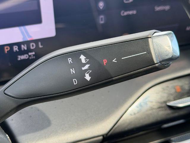 Used 2025 Buick Enclave Avenir AWD/4WD image 8
