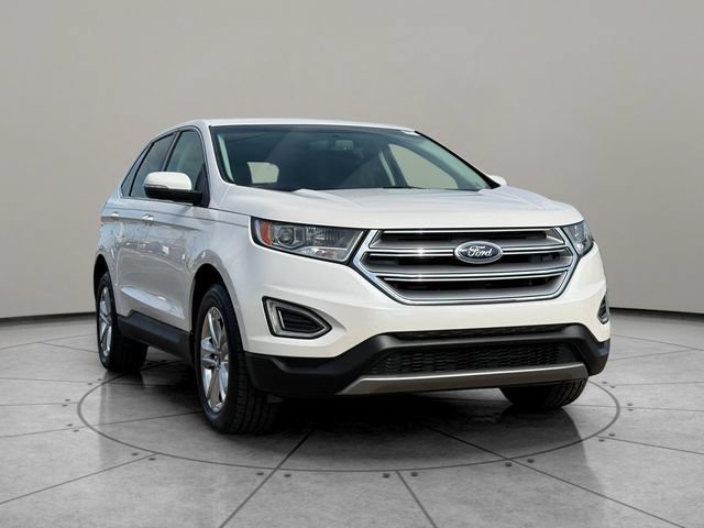 Certified 2018 Ford Edge Titanium w/ Technology Package AWD/4WD image 12