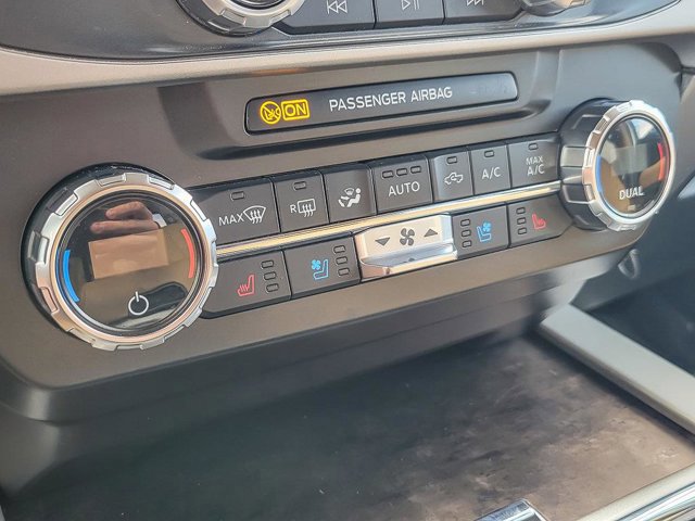 Certified 2022 Ford F250 Lariat w/ Lariat Ultimate Package image 21