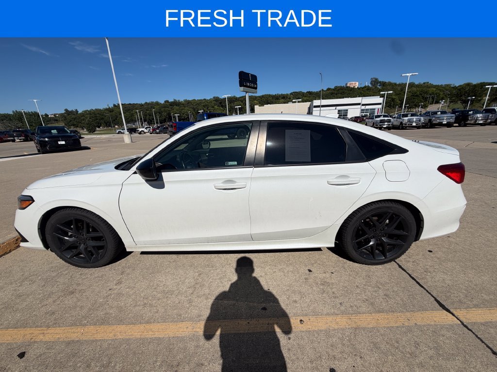 Used 2022 Honda Civic Sport image 3