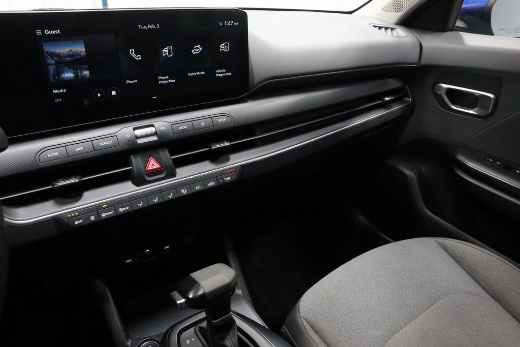 Used 2025 Kia K4 LXS image 28