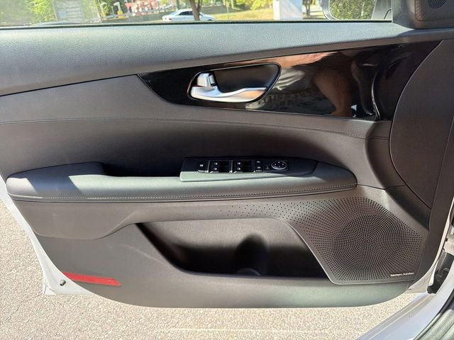 Used 2023 Kia Forte GT-Line w/ GT-Line Premium Package FWD image 23