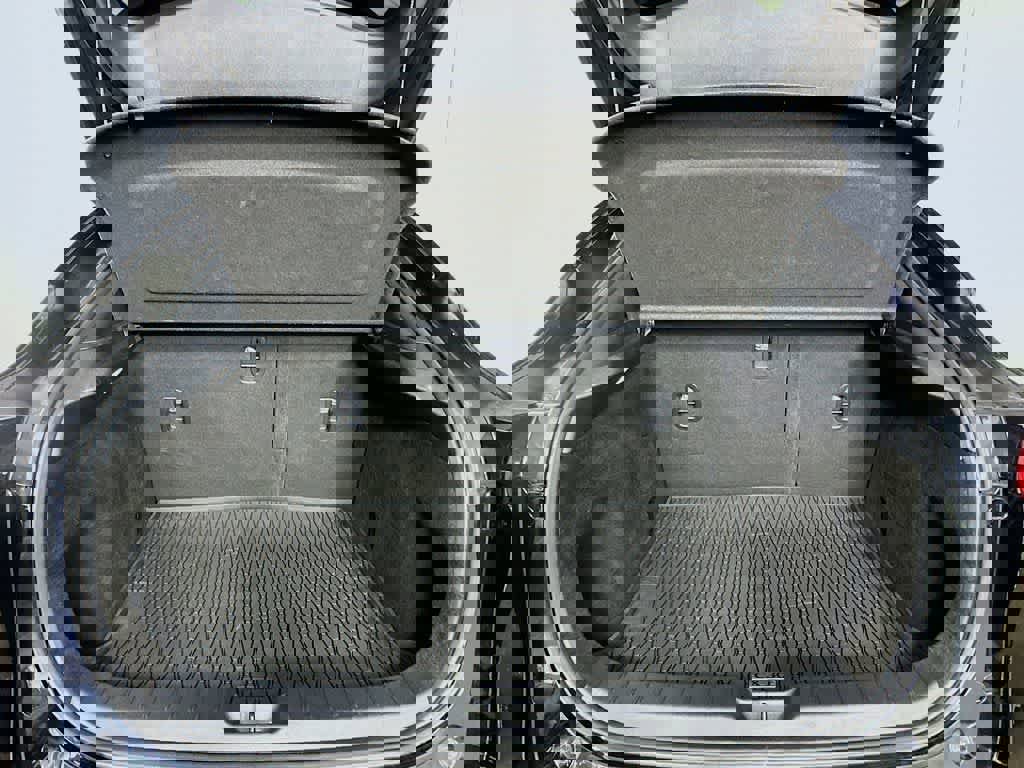 Used 2023 MAZDA CX-30 AWD 2.5 S w/ Select Package image 21