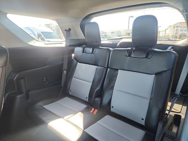 Certified 2022 Ford Explorer XLT w/ Equipment Group 202A AWD/4WD image 28