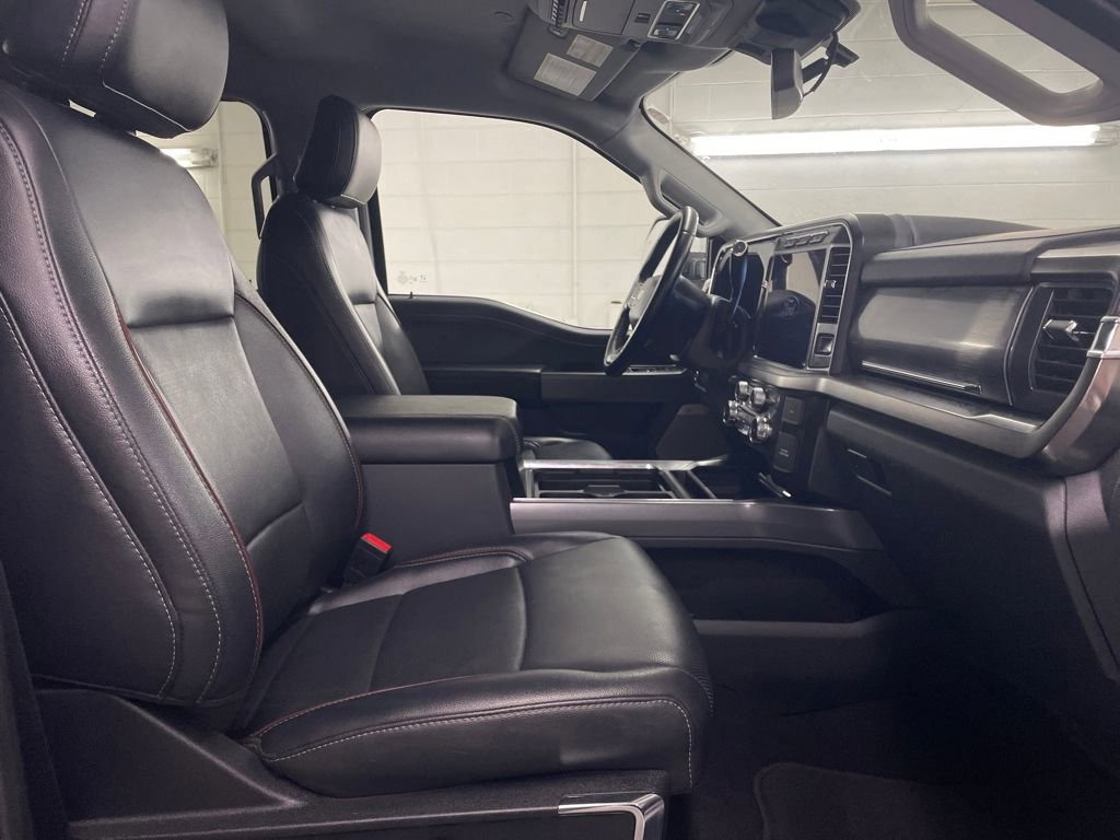 Certified 2024 Ford F250 Lariat w/ Chrome Package image 30