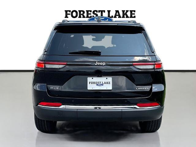 Used 2023 Jeep Grand Cherokee Limited w/ Trailer Tow Prep Group (B) AWD/4WD image 6