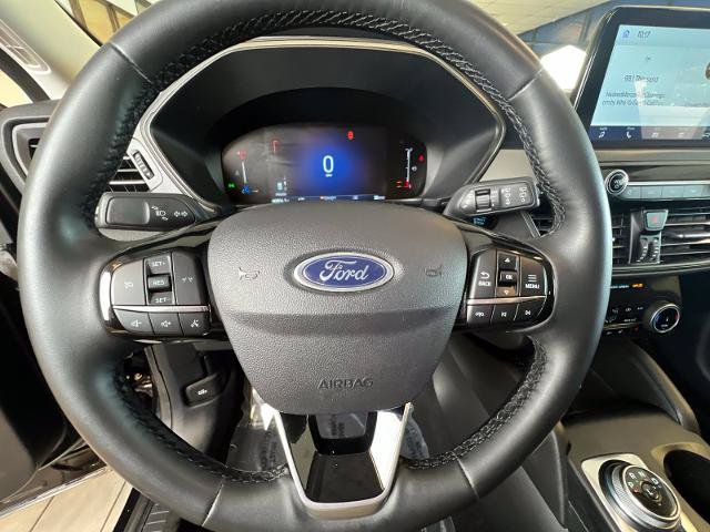 Certified 2024 Ford Escape Active AWD/4WD image 17