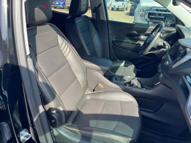 Used 2024 GMC Terrain AT4 w/ Infotainment Package II AWD/4WD image 18