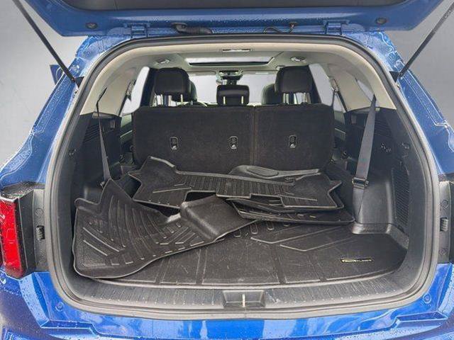 Used 2023 Kia Sorento S w/ Panoramic Sunroof Package FWD image 26