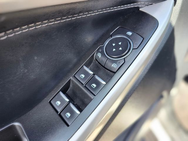 Certified 2022 Ford Explorer XLT w/ Equipment Group 202A image 19