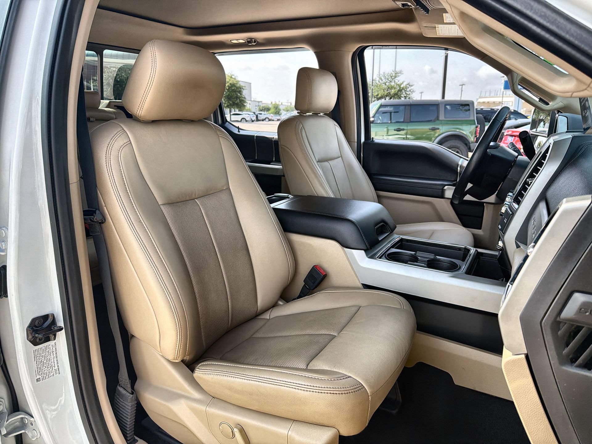 Certified 2021 Ford F350 Lariat w/ Lariat Ultimate Package AWD/4WD image 25